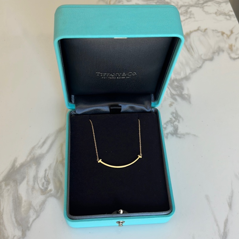 Tiffany & Co. Tiffany T Smile Pendant